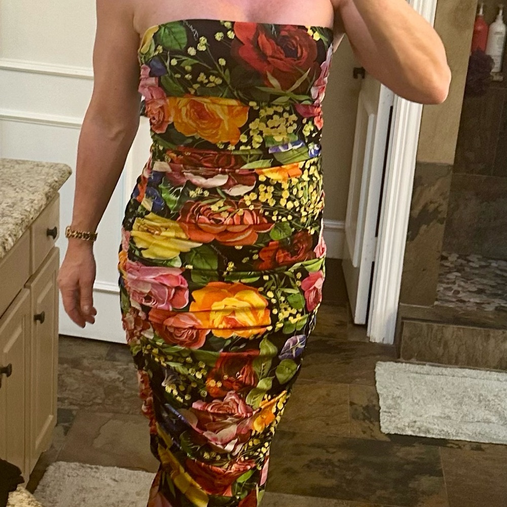 Dolce & Gabbana Red Ruched Strapless Bodycon Dress